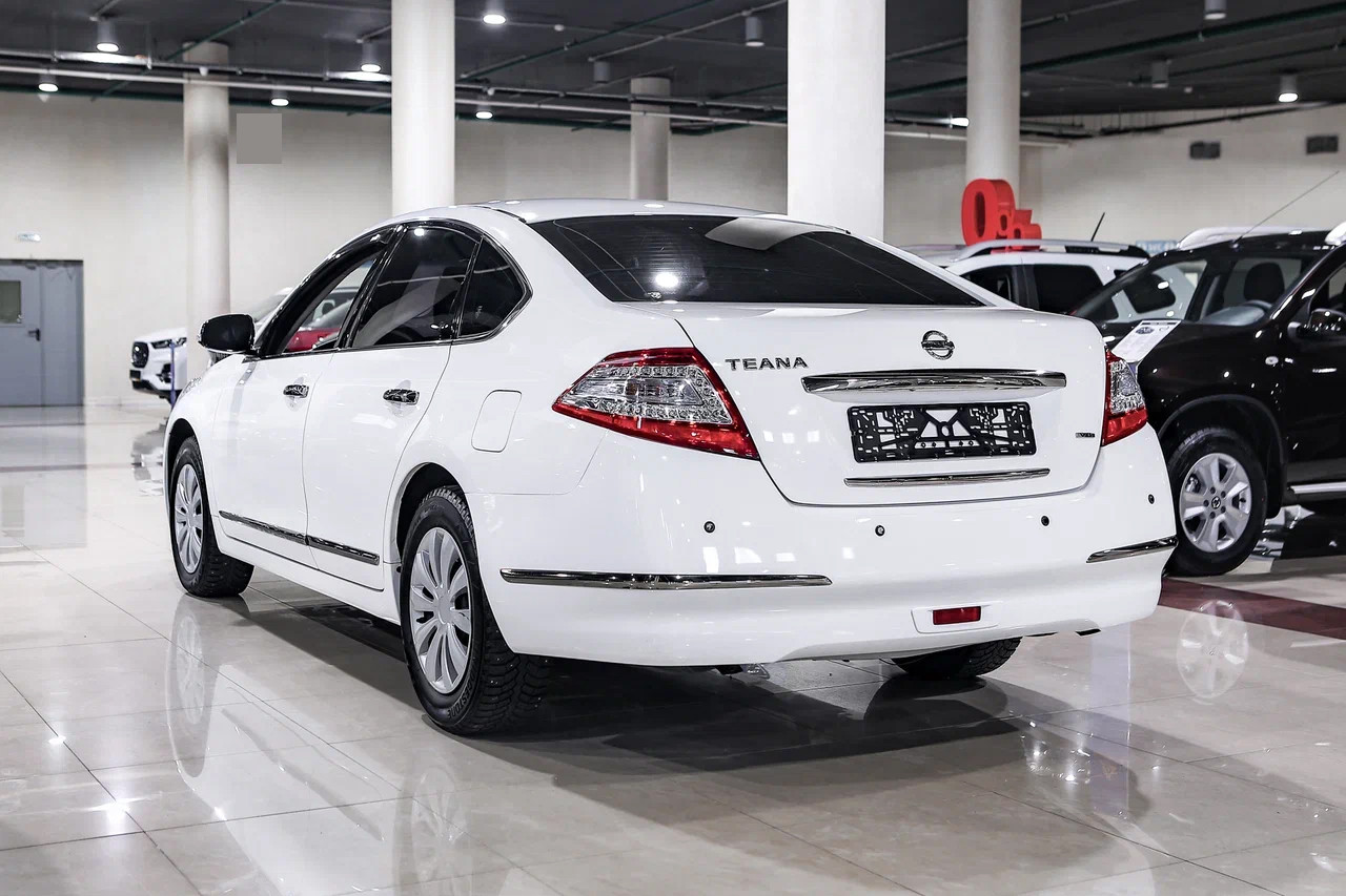 Купить Teana с пробегом