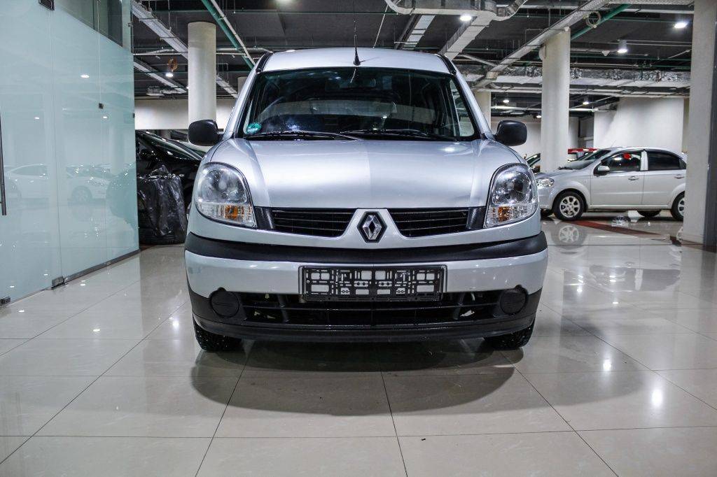 Купить Kangoo с пробегом