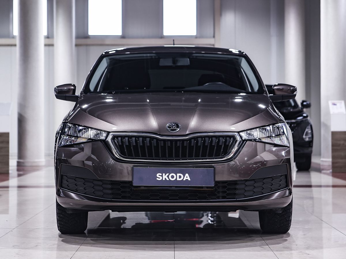 Купить Rapid с пробегом